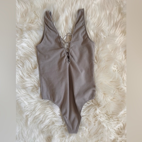 Wilfred free bodysuit - Picture 3 of 5